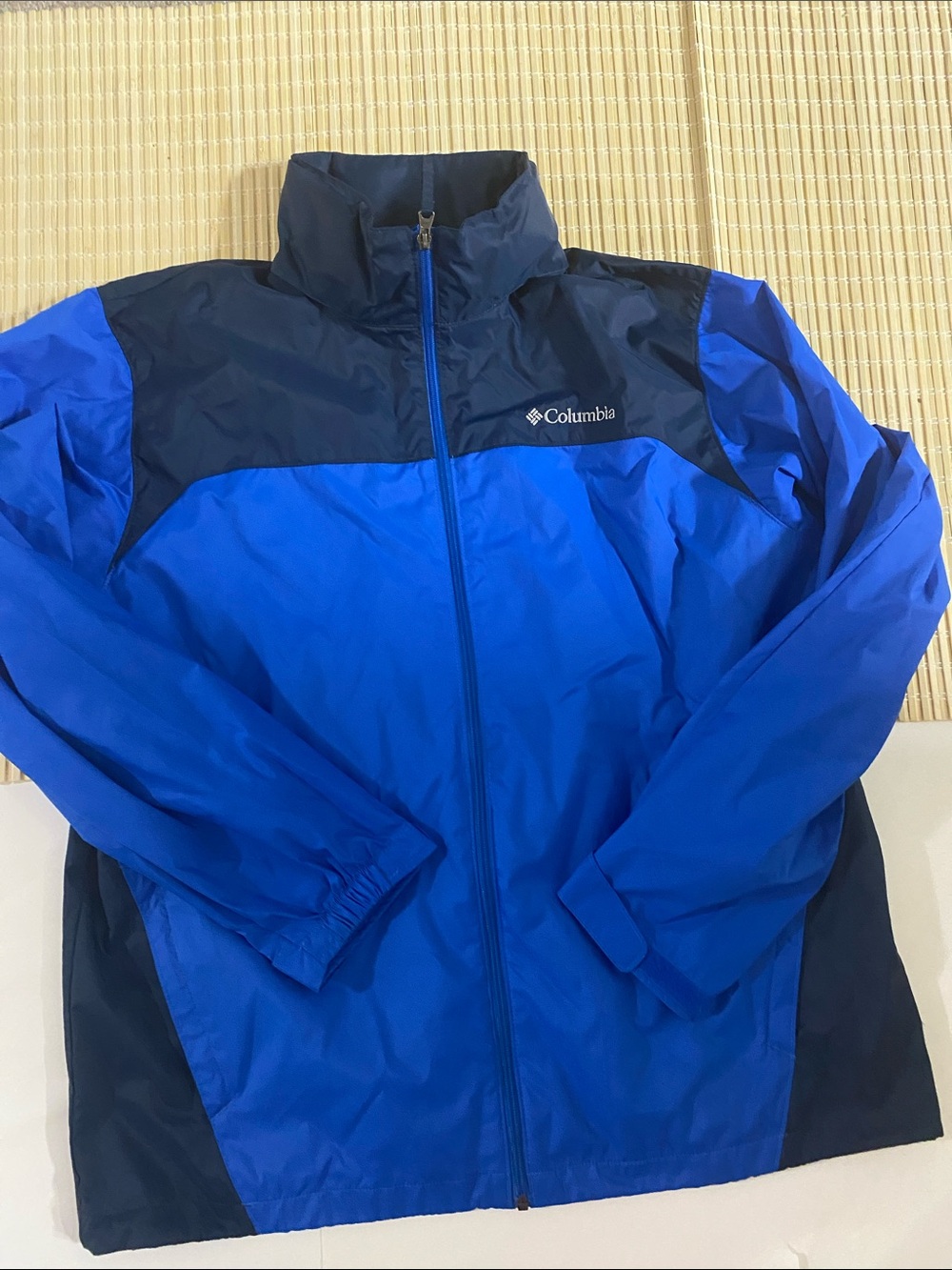 Columbia Blue and Navy Men's Lightweight Windbreaker Jacket